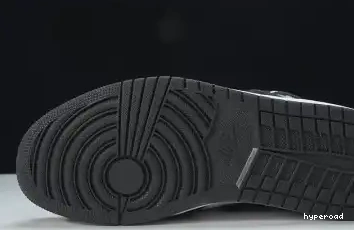 Hyperoad - AIR JORDAN RETRO HIGH 1 'BLACK WHITE' OG 0402
